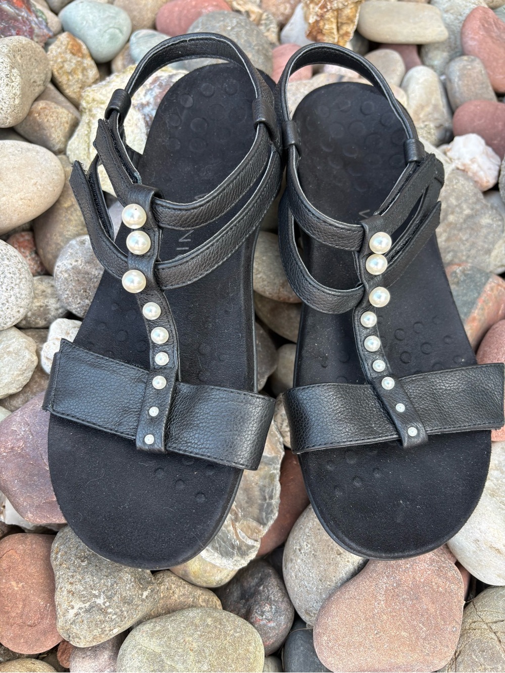 VIONIC Mikah Black Pearl Studded Comfort Sandals Cushioned Adjustable Size 9.5 - Picture 5 of 10